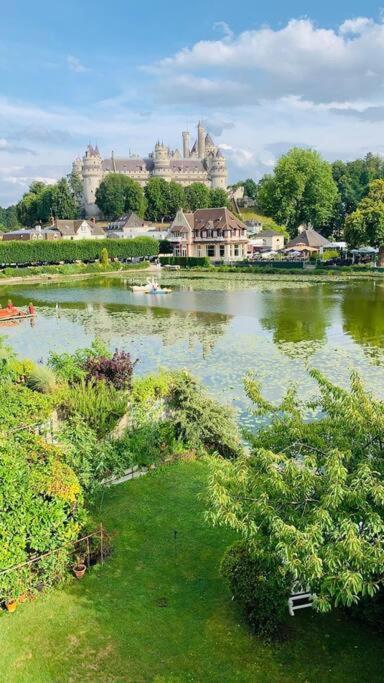 Maison De Charme Avec Vue Sur Chateau Pierrefonds Luaran gambar
